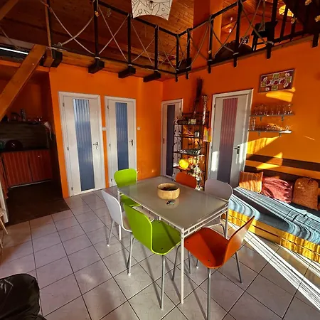 Apartament Mediterran Rose Zamárdi