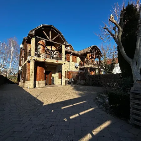 Mediterran Rose Apartman Zamárdi